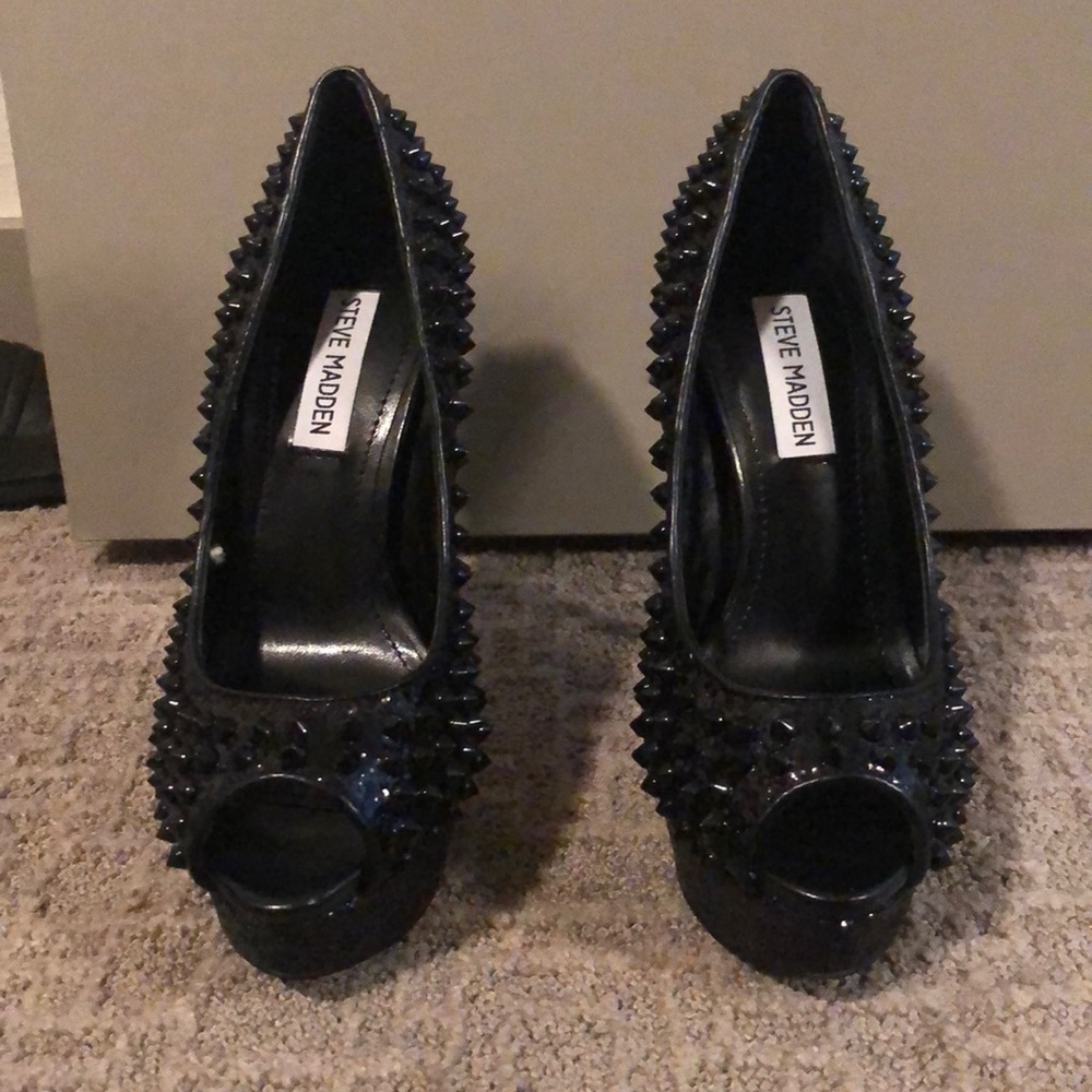 Brand New Steve Madden Awwsome Heels